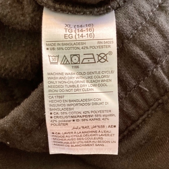 Boy’s size 14-16 Old Navy black sweatpants with elastic and drawstring waist - Picture 7 of 7